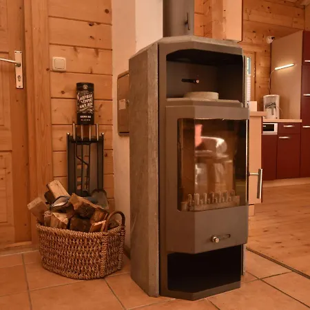 度假居 Lovely Holiday In With Sauna *
